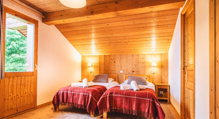 Chalet Alysson, Meribel ski chalet, image 5